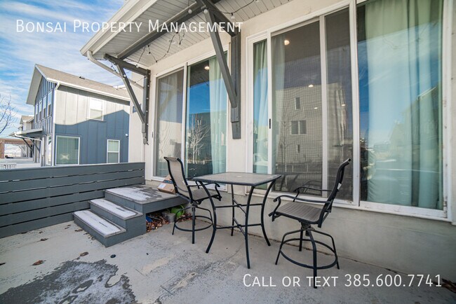 Building Photo - 6189 Birch Run Rd