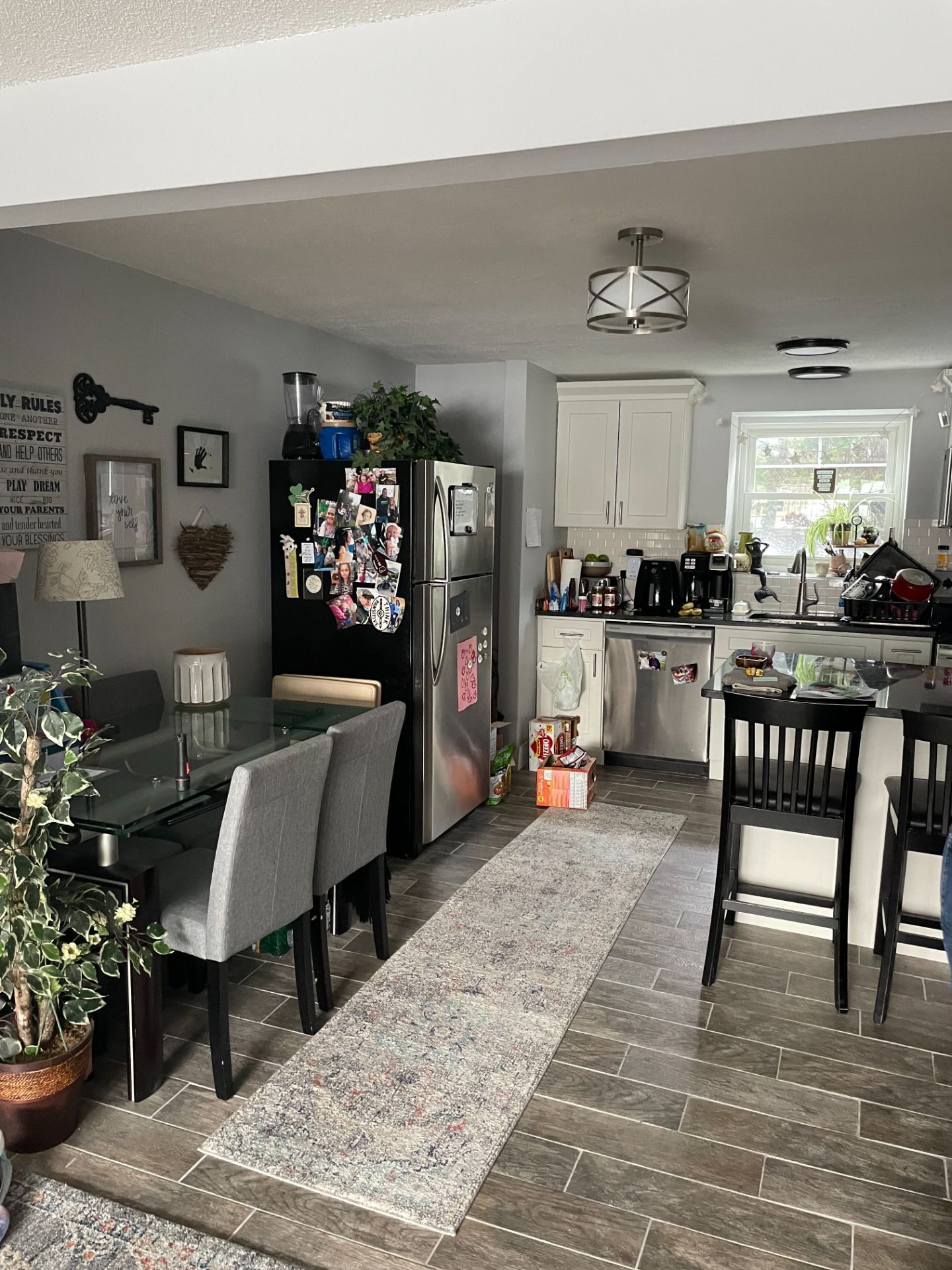 Building Photo - 20 Thomas Ave