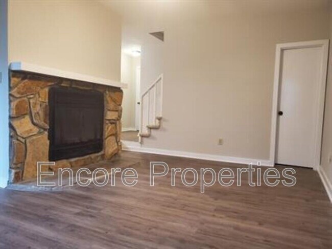 Building Photo - 7305 Leesville Rd