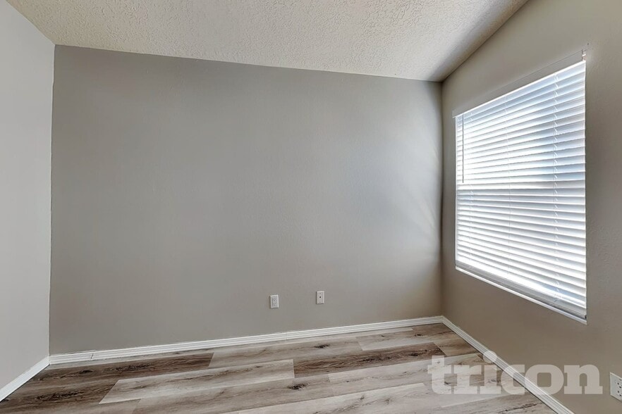 Building Photo - 6709 La Rocca Rd NW