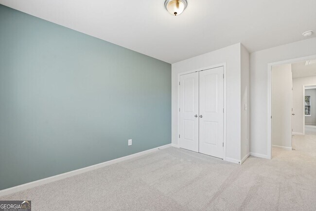 Building Photo - 208 Filer Dr