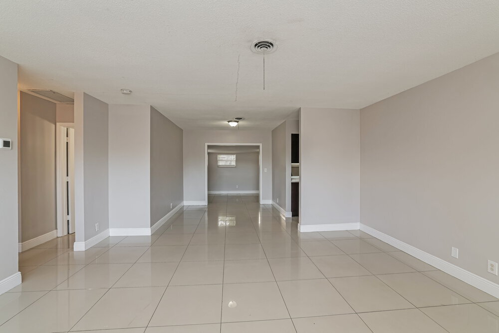 Building Photo - 1321 SW 21st Way