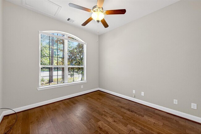 Building Photo - 14 S Sawbridge Cir