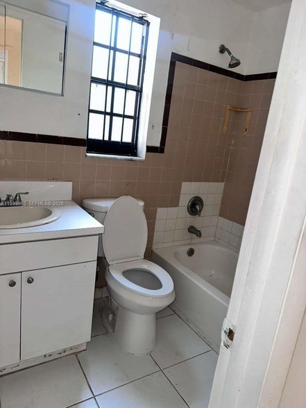 Building Photo - 576 NW 147th St