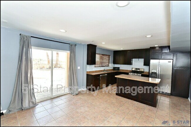 Building Photo - 6372 Franklin Ridge Dr