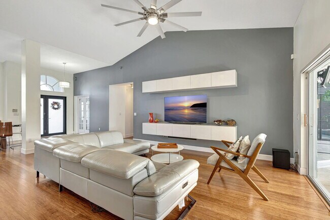 Building Photo - 2470 Sandstone Ct