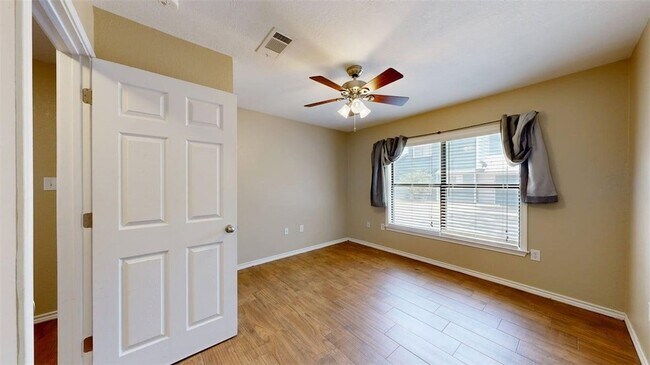 Building Photo - 1506 Lemon Tree Ln
