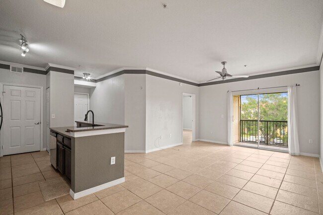 Building Photo - Stunning 2-bedroom, 2-bathroom, Gated comm...