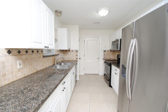 Building Photo - 22619 Leedstown Ln