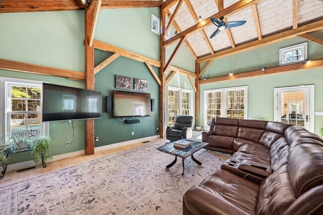 Building Photo - 71 Old Pickard Rd