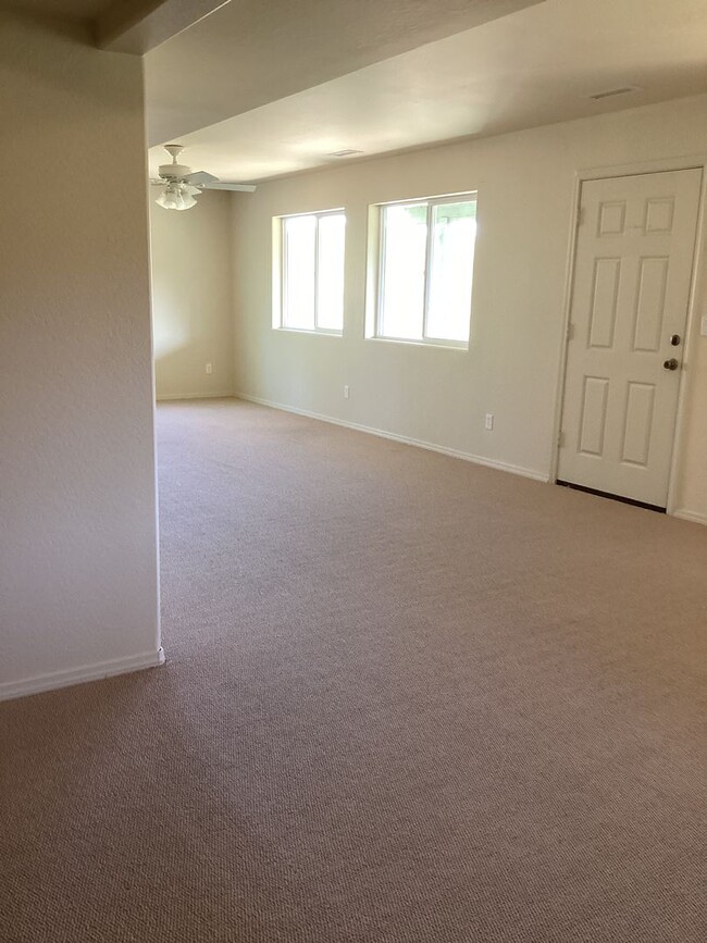 Building Photo - Charming Hillside Retreat in Prescott’s Highly Desirable Mountain Club