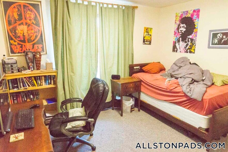 Building Photo - 1283 Commonwealth Ave