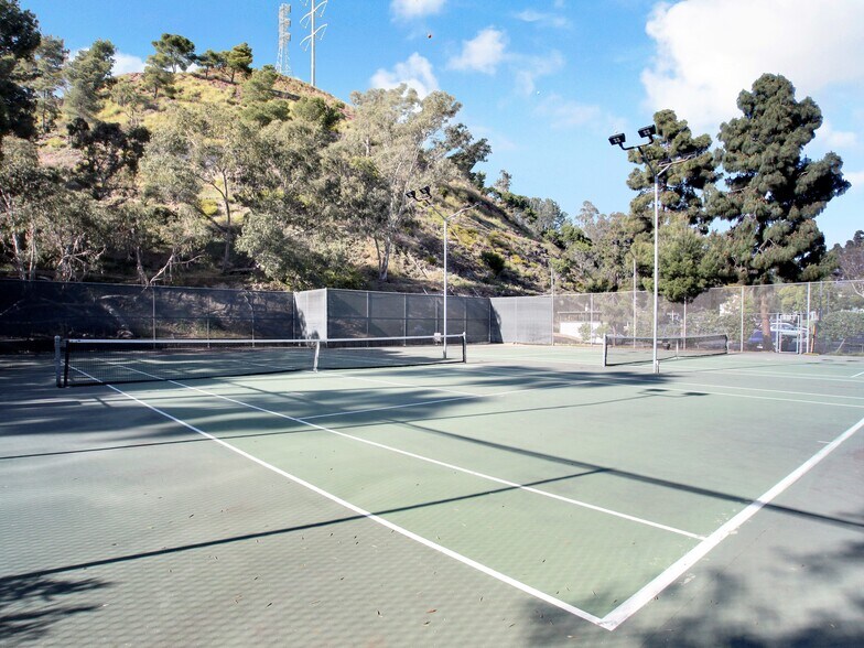 Building Photo - 6314 Friars Rd