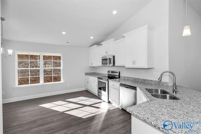 Building Photo - 219 Alonzo Toney Dr