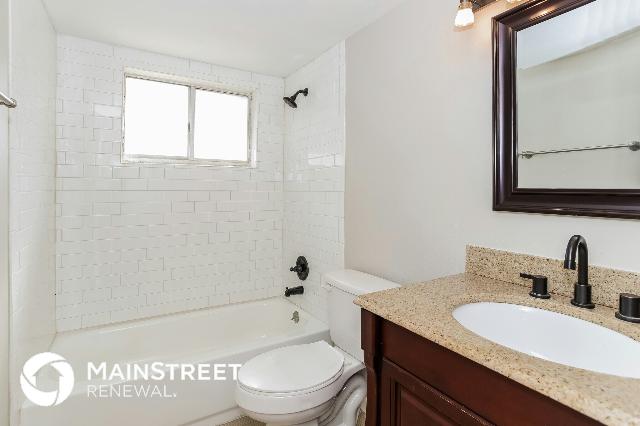 Building Photo - 714 Eagle Ave