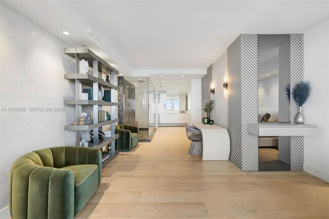 Building Photo - 400 Alton Rd