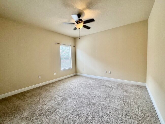 Building Photo - 87 Whispering Lake Dr