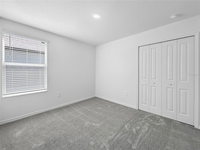 Building Photo - 17570 Shirewood Wy