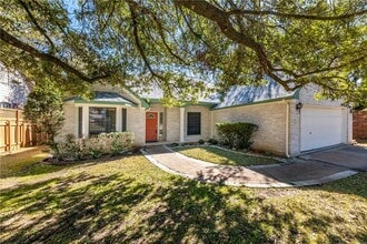 Building Photo - 15831 W Dorman Dr