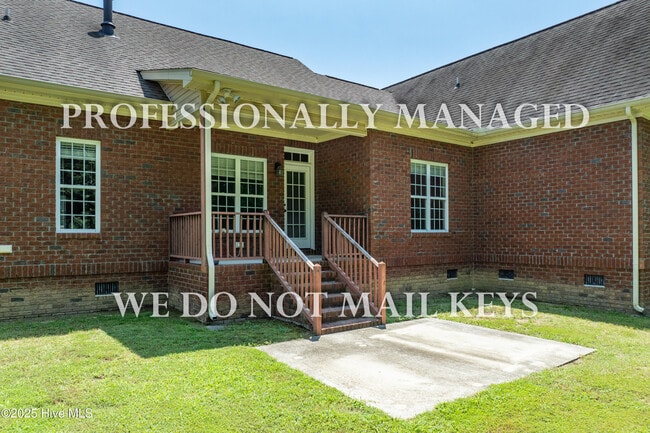 Building Photo - 6654 Colleen Dr