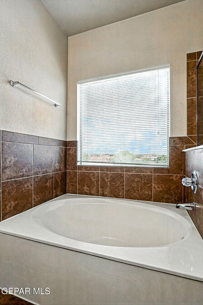 Building Photo - 4746 Joseph Rodriguez Dr