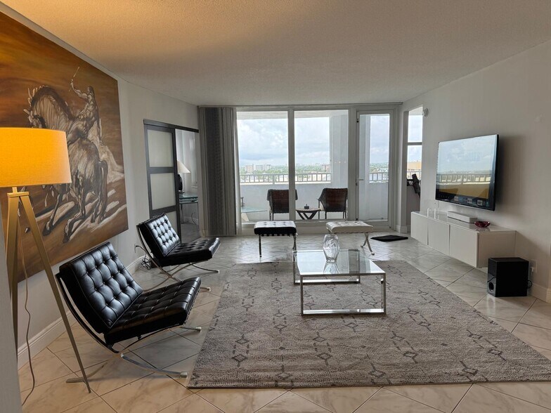 Building Photo - 1340 S Ocean Blvd