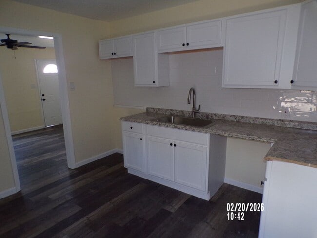 Building Photo - Beautiful Renovated Home in the Heart Of Lawton