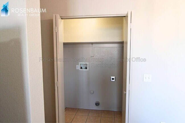 Building Photo - 13295 S Durango Rd