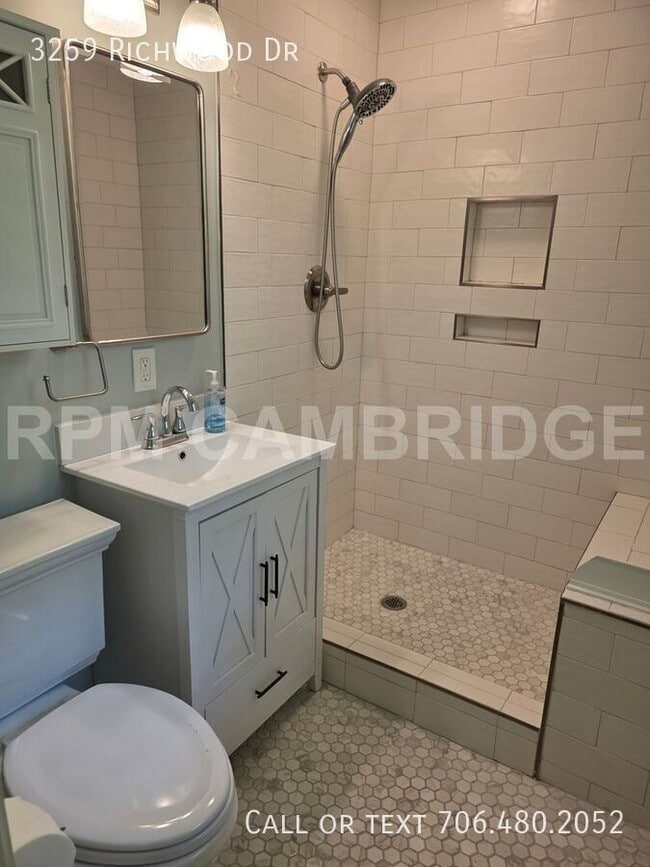 Building Photo - 3259 Richwood Dr NW