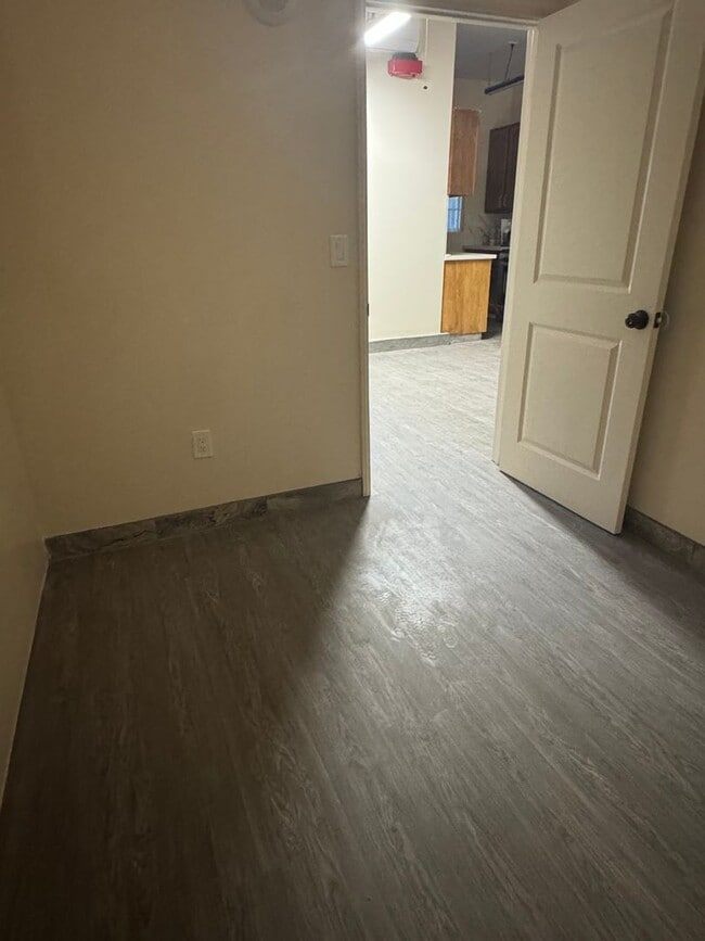 Building Photo - 2 Bedroom ADU in Ontario