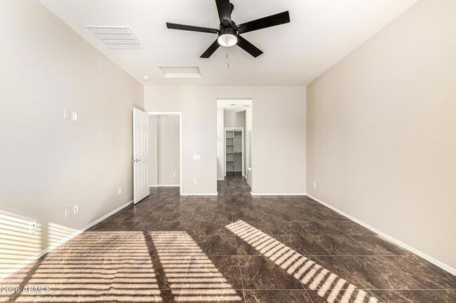 Building Photo - 10809 W Saddlehorn Rd