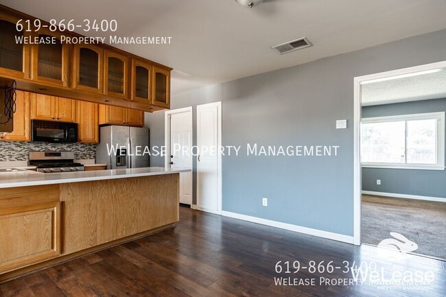 Building Photo - 9610 W Hartland Cir