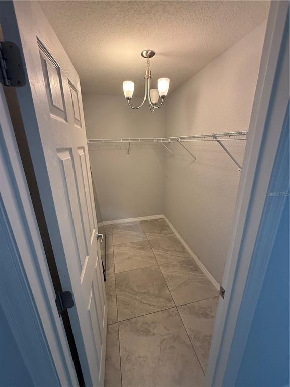 Building Photo - 2671 Sanderling St