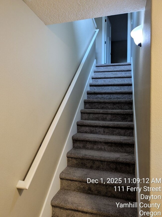 Building Photo - 111 Ferry St