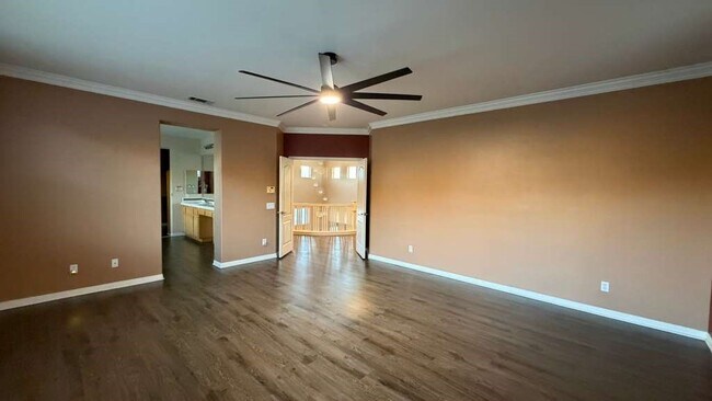 Building Photo - 28622 High Ridge Dr