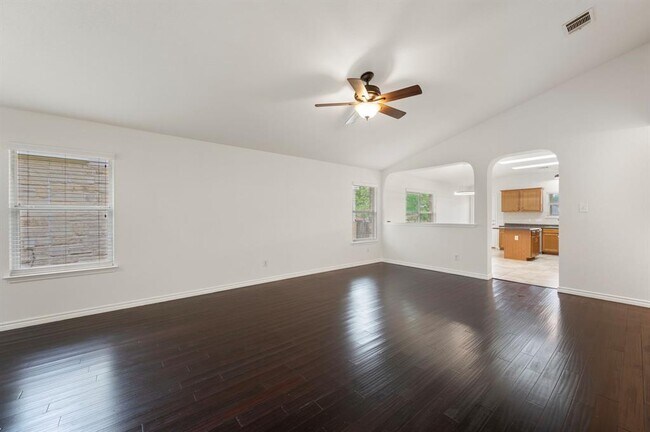 Building Photo - 3844 Willie Mays Ln