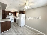 Building Photo - 9665 Bay Creek Rd