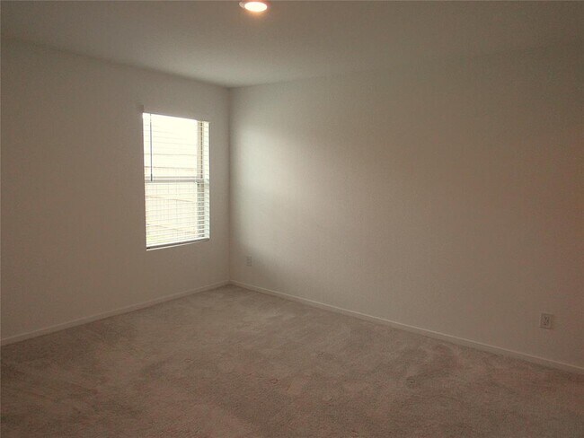 Building Photo - 5202 Sunvalley Bend Dr