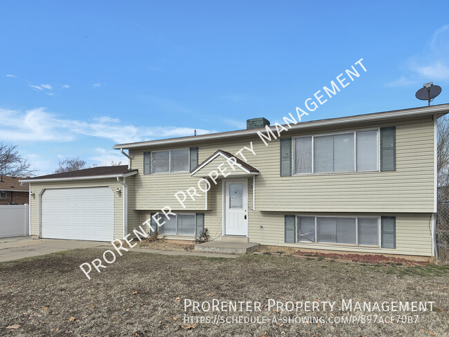 Primary Photo - Updated 4 Bed, 2 Bath Layton Home