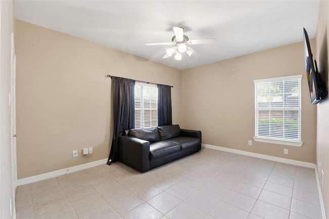 Building Photo - 7932 Stoneyway Dr