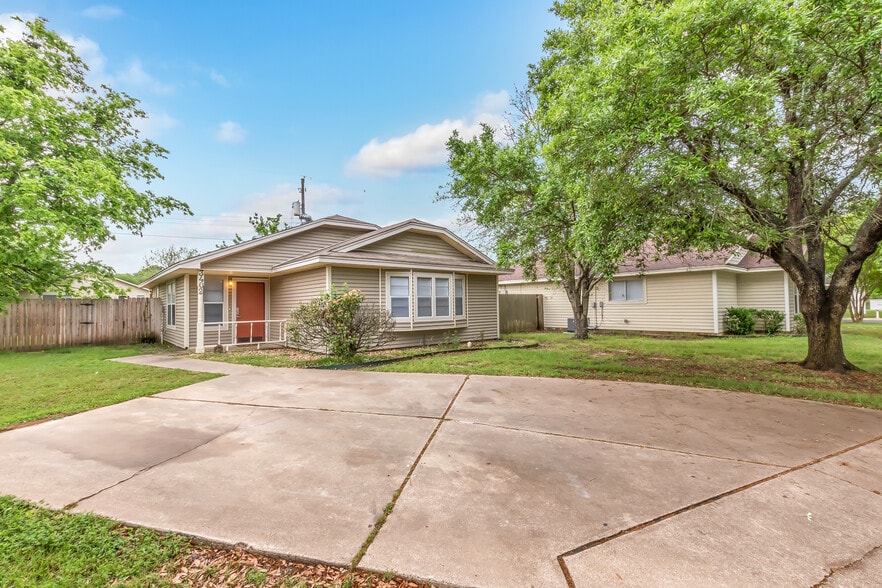 Building Photo - 3402 Timberline Ct