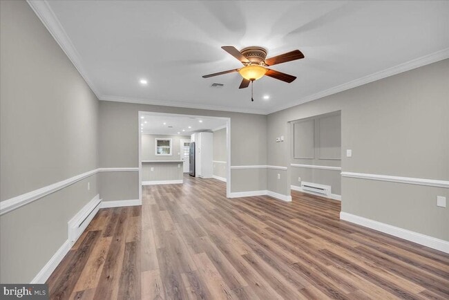 Building Photo - 39 Chelsea Pl