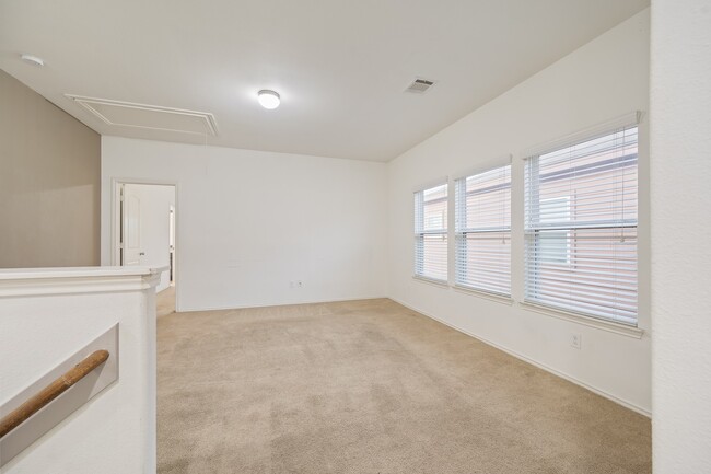Building Photo - 2827 Arica Ln