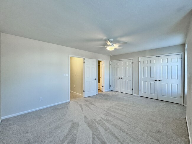 Building Photo - Like New & Ready NOW! 2 Primary Suites w/Private Baths! Reserved Parking, Community Pool & MUCH M...