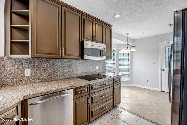Building Photo - 101 Willow Pond Ln