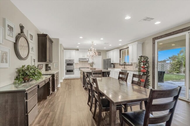 Building Photo - 12057 La Palmera Ave