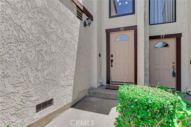 Building Photo - 821 S Cerritos Ave