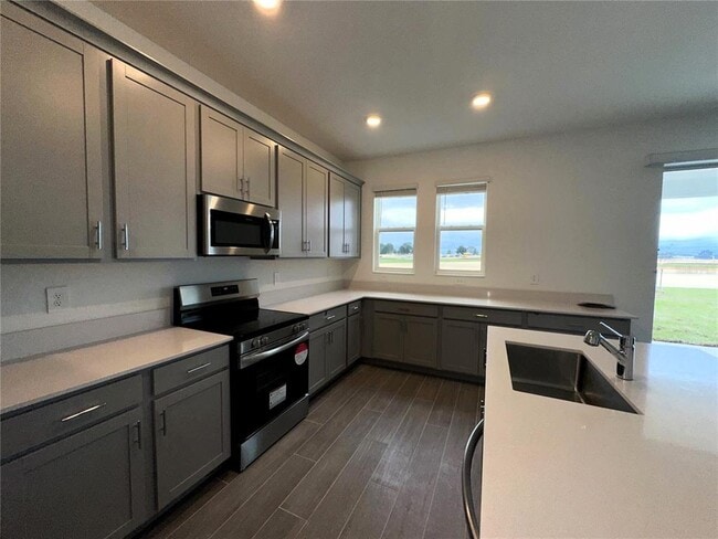 Building Photo - 2840 Fitness St