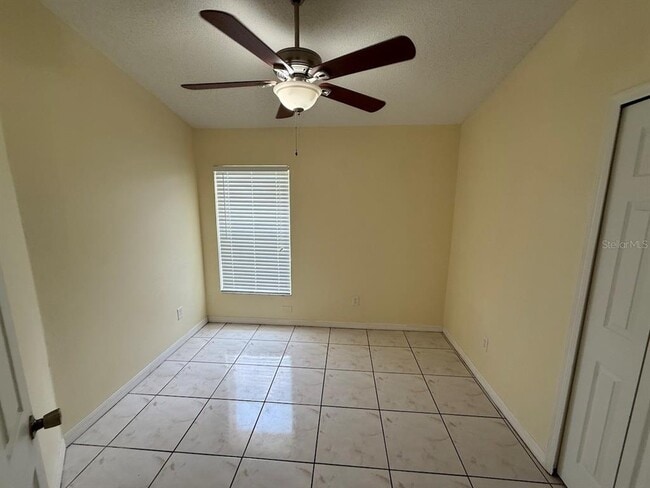 Building Photo - 1300 Daniels Cove Dr