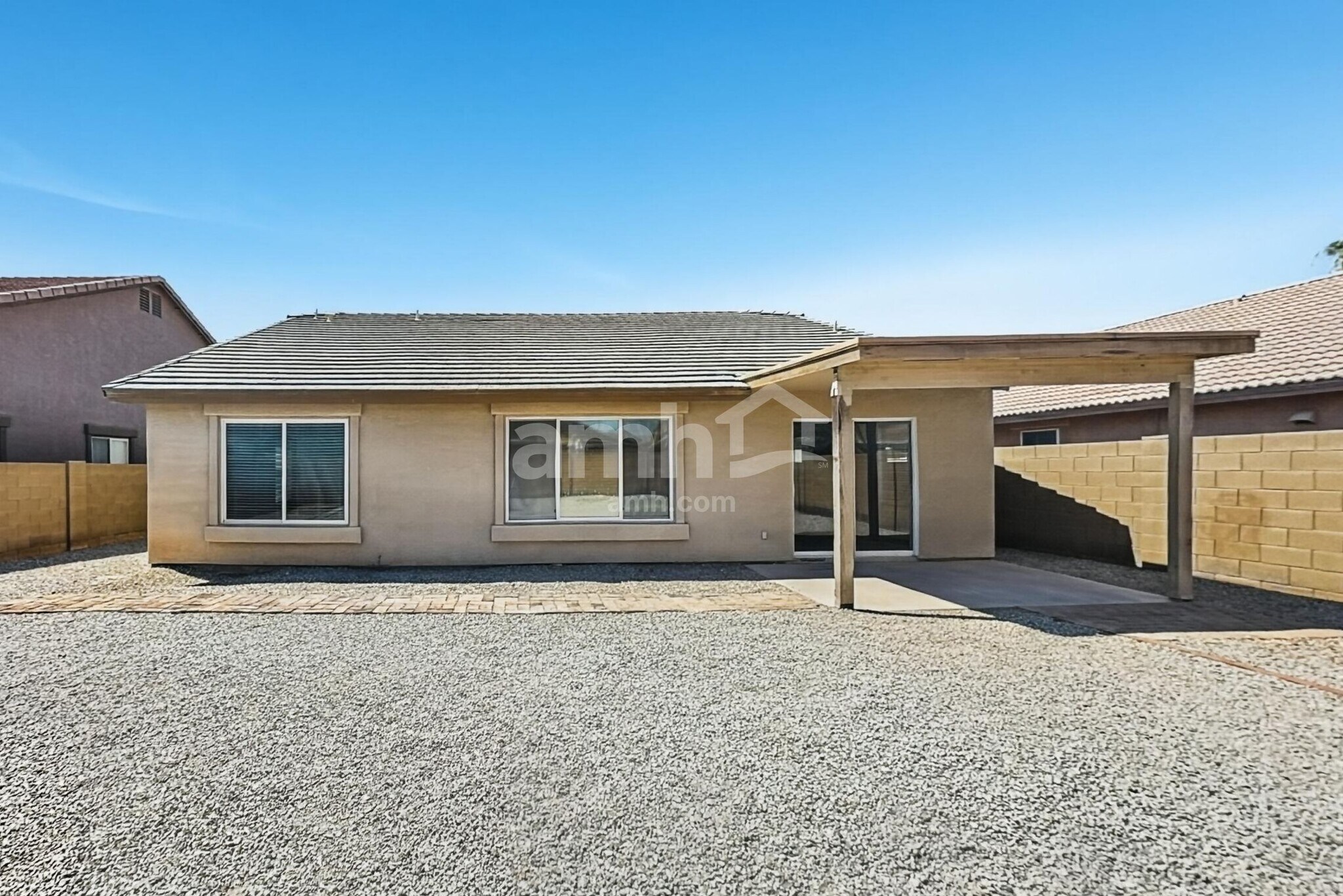 Building Photo - 16776 W Mesquite Dr